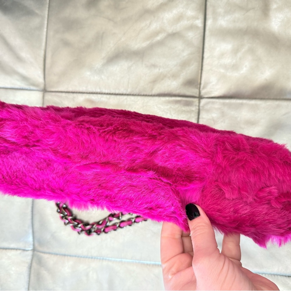 AUTHENTIC CHANEL LAPIN RABBIT FUR HOT PINK PURSE DOUBLE CHAIN STRAP CLUTCH RARE - Picture 6 of 16
